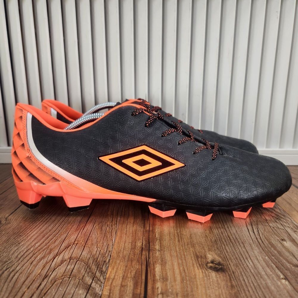 Umbro Men's Sz 13 Club 3.0 FG/MG Soccer Cleats Black Orange Athletic Field Boots